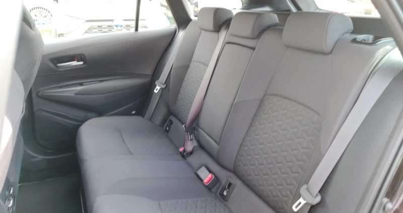 Toyota Corolla cena 107900 przebieg: 46670, rok produkcji 2022 z Sulejówek małe 379